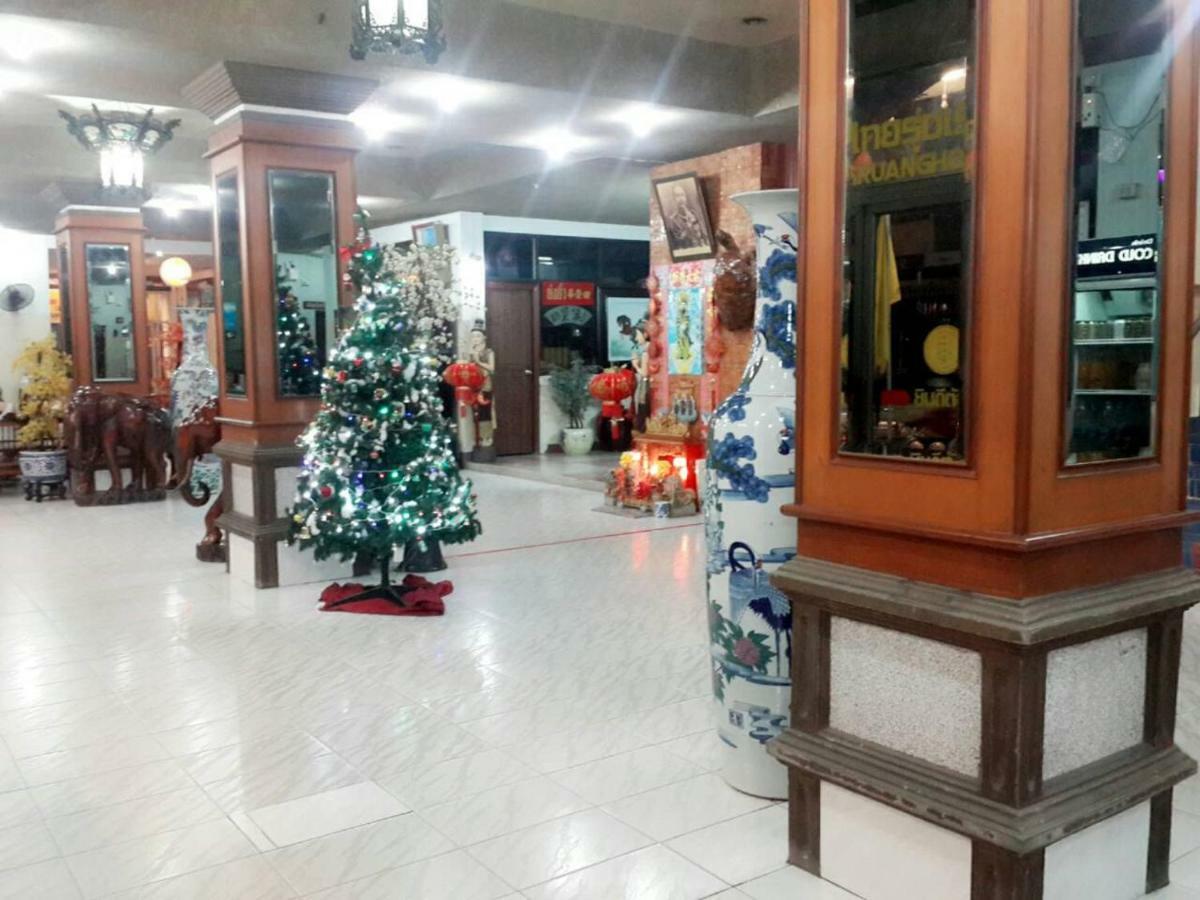 Thairungruang Hotel Surat Thani Luaran gambar